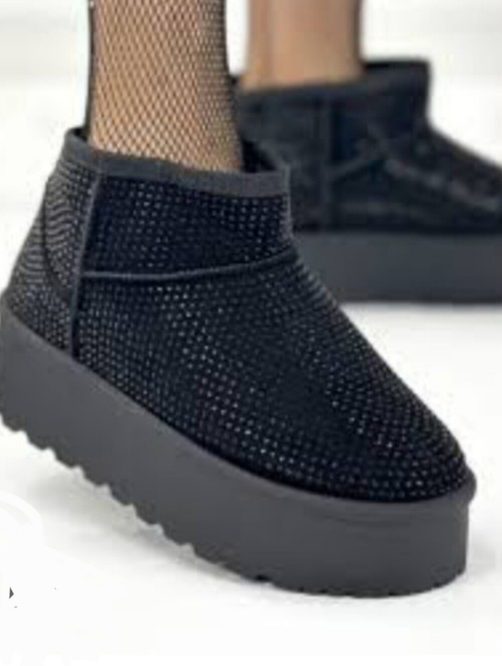 Black Rhinestone Sparlkle Bootie Boot Faux Fur InsideSize 38/ 7.5